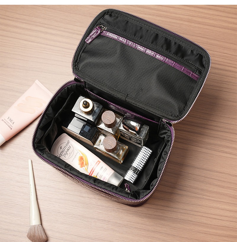 Custom PU Leather Large Capacity Cosmetic Case with Travel product view 2